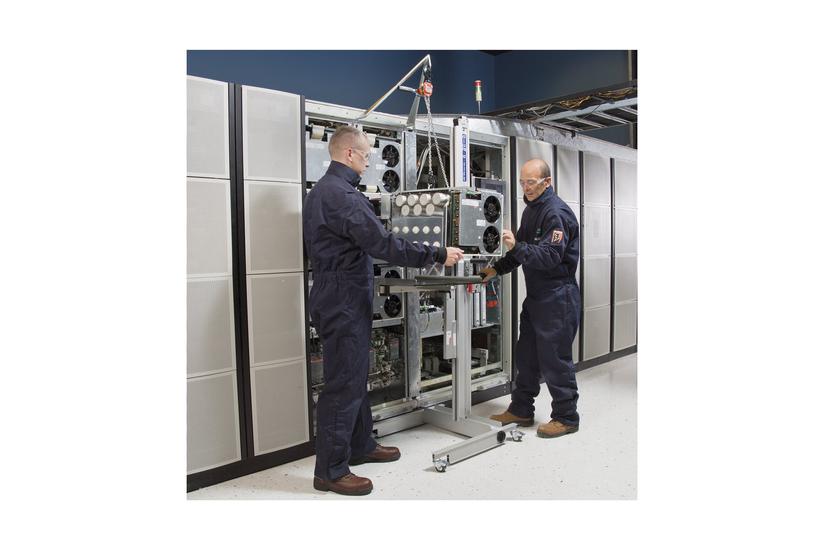 Apc Modular Ups Revitalization Service Support Opgradering On-site